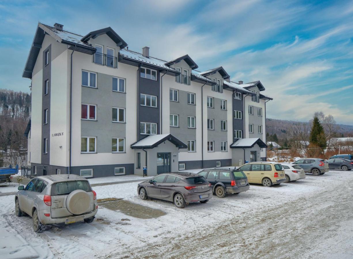 Retro Bieszczady Apartment Ustrzyki Dolne Luaran gambar